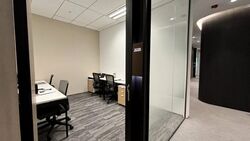 Bank Of Singapore Centre (D1), Office #546433021